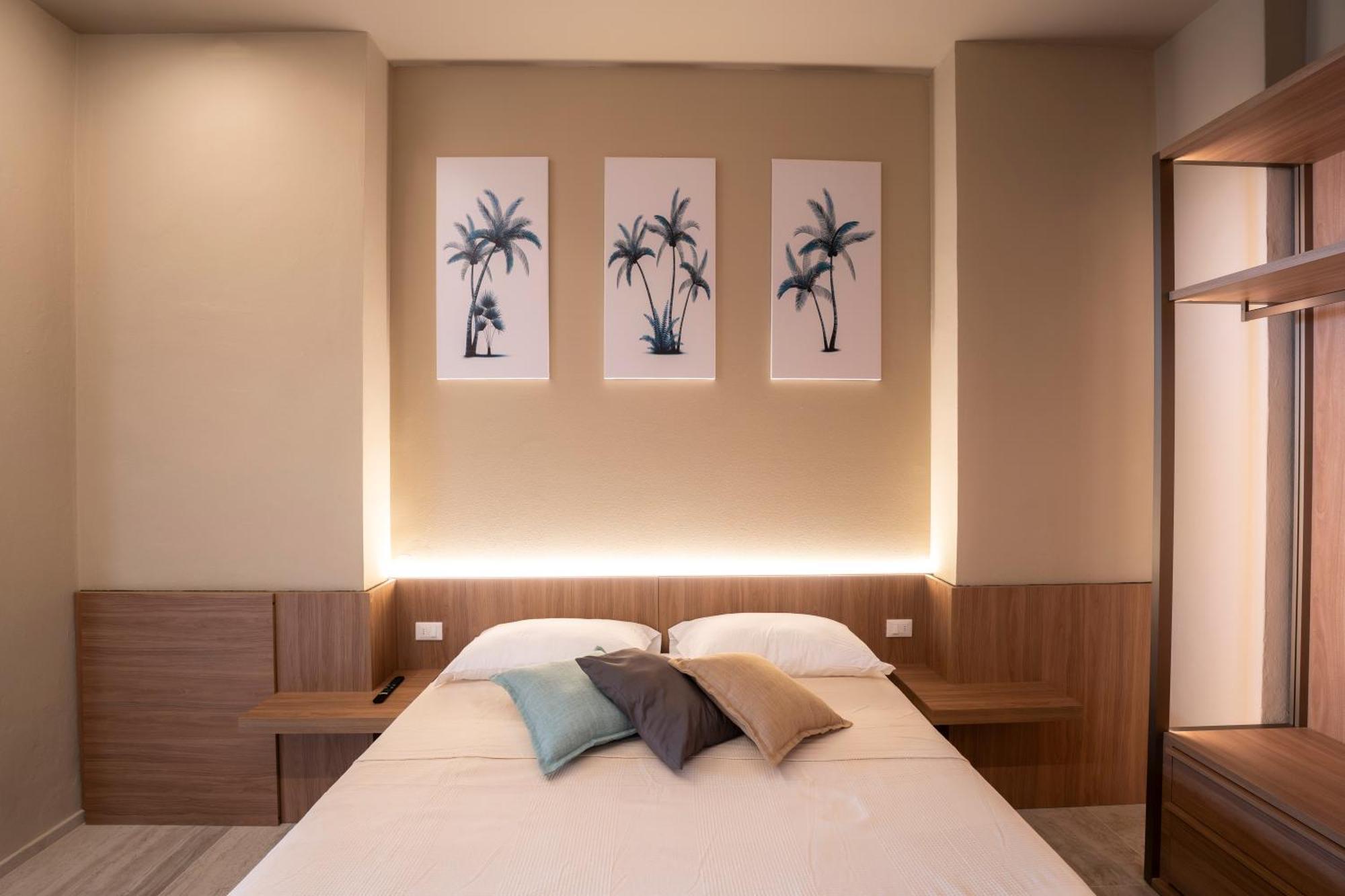 Lampada Di Aladino Hotel Follonica